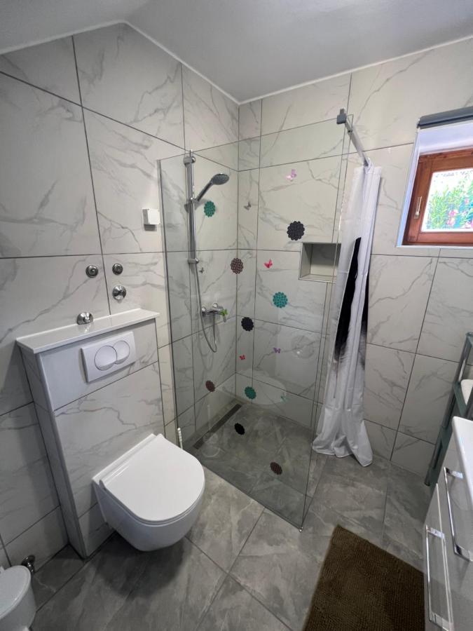 Kuca Za Odmor Matea Apartment Porec Exterior photo